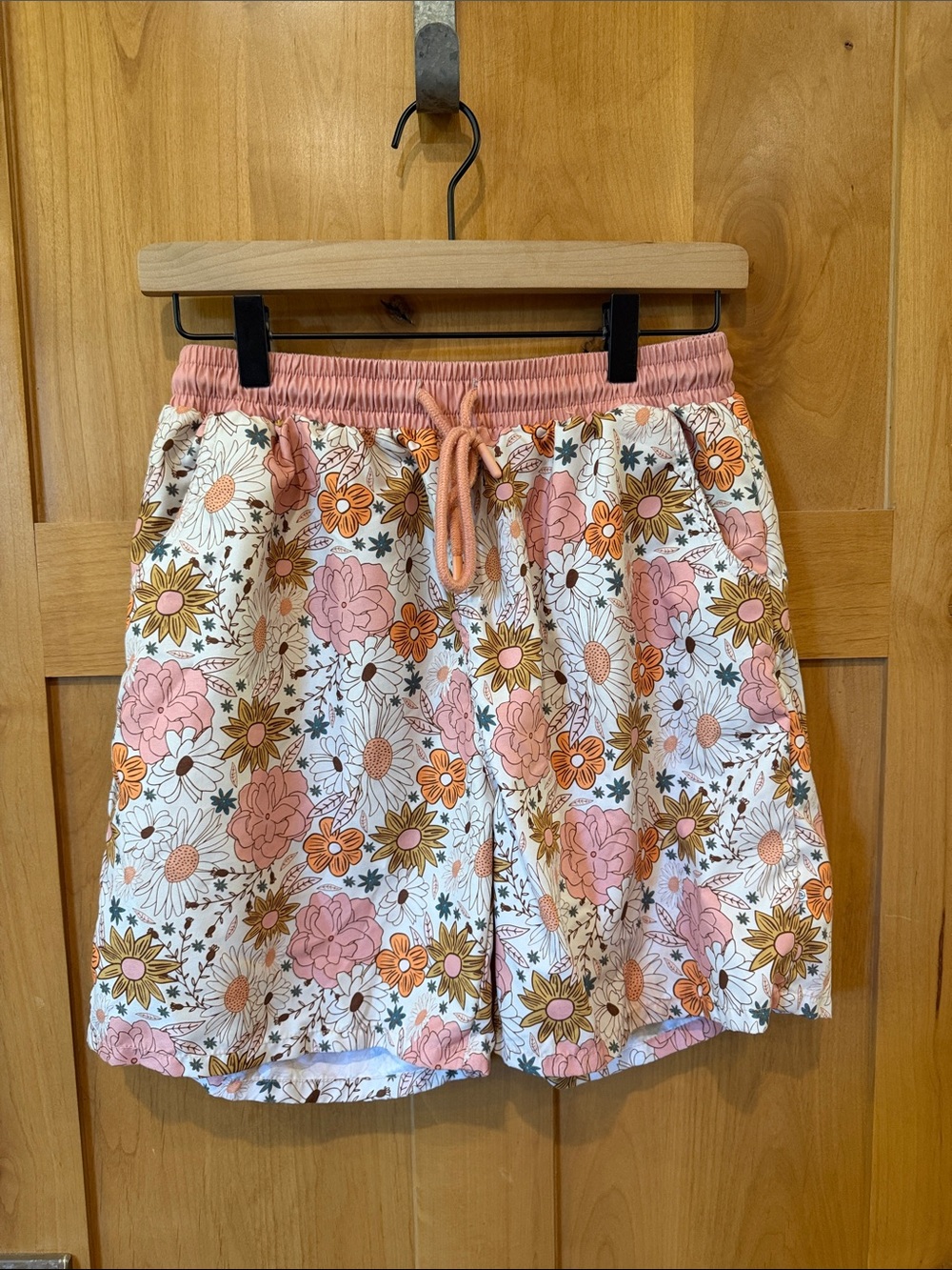 CADEN LANE | Floral Drawstring Shorts in Pink, Orange & White